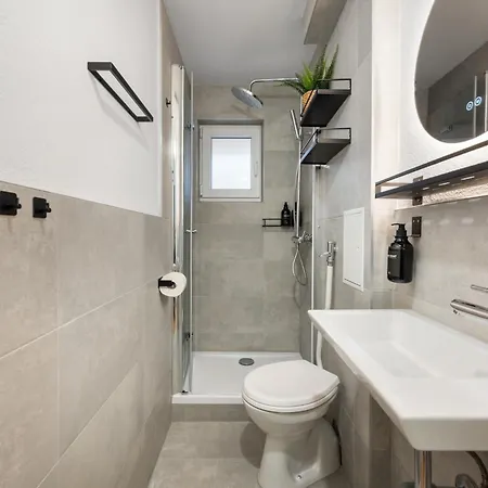 Ludwigscozyescape - Ruhiges Design-apartment Mit Balkon & Parkplatz, 4 Gaeste, Smarttv In Jedem Zimmer, Highspeed Wlan, Workspace, 24h Self Check-in *