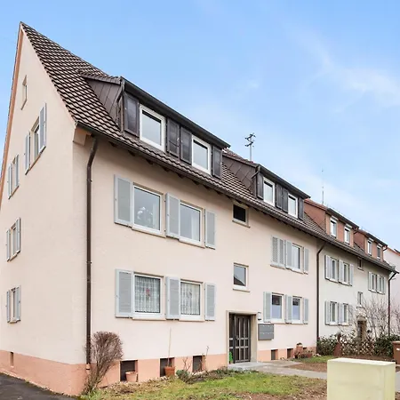 Ludwigscozyescape - Ruhiges Design Mit Balkon, Kostenloser Parkplatz, Neu Saniert, Zentrale & Ruhige Lage, Helle Raeume, Boxspringbetten, Schnelles Wlan, Smart Tvs, Workspace, Modernes Bad, Voll Ausgestattete Kueche, 24h Check-in, Fuer 4 Ga