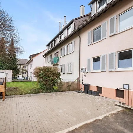 Ludwigscozyescape - Ruhiges Design Mit Balkon, Kostenloser Parkplatz, Neu Saniert, Zentrale & Ruhige Lage, Helle Raeume, Boxspringbetten, Schnelles Wlan, Smart Tvs, Workspace, Modernes Bad, Voll Ausgestattete Kueche, 24h Check-in, Fuer 4 Ga 公寓 路德维希堡